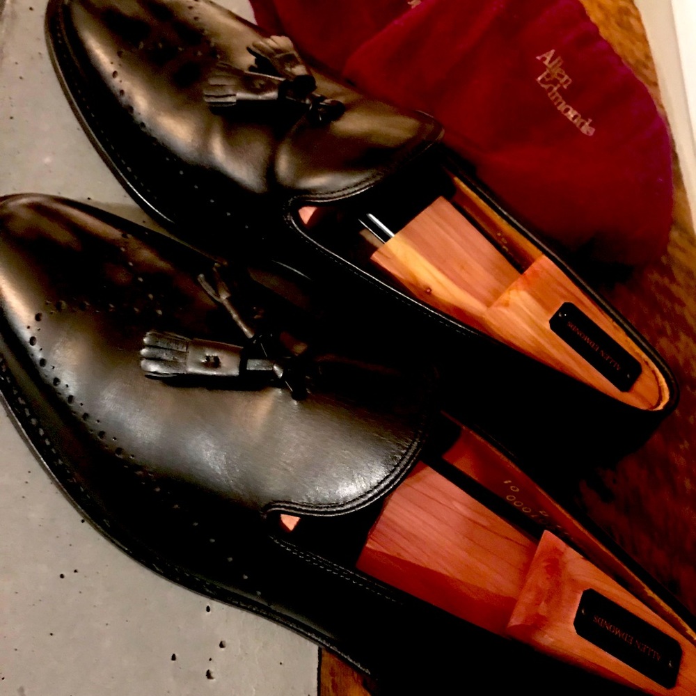 Allen Admonds in black, size 10D